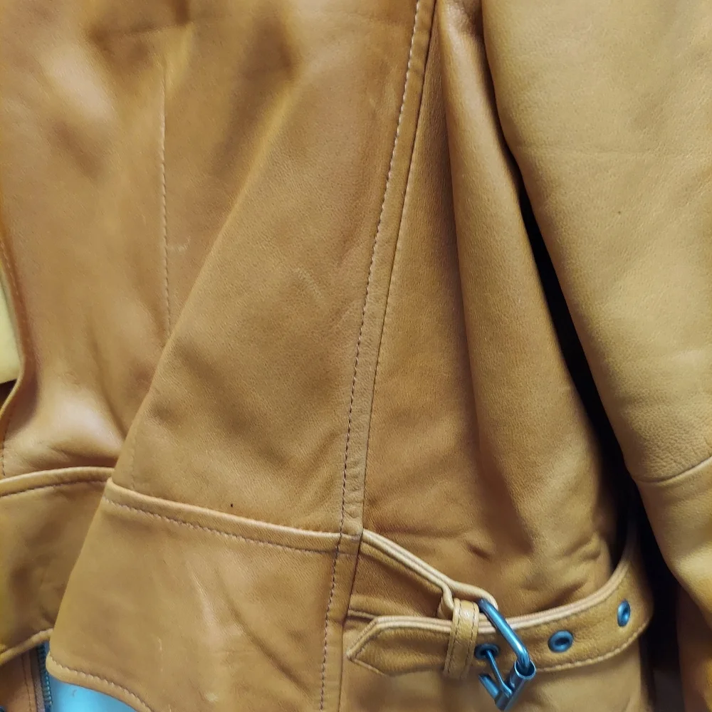 Jacket - Picture 3 of 7